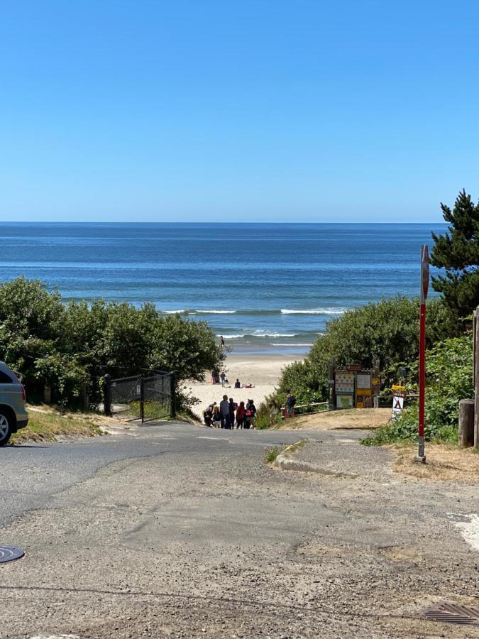 Oceanside Ocean Front Cabins Exterior photo