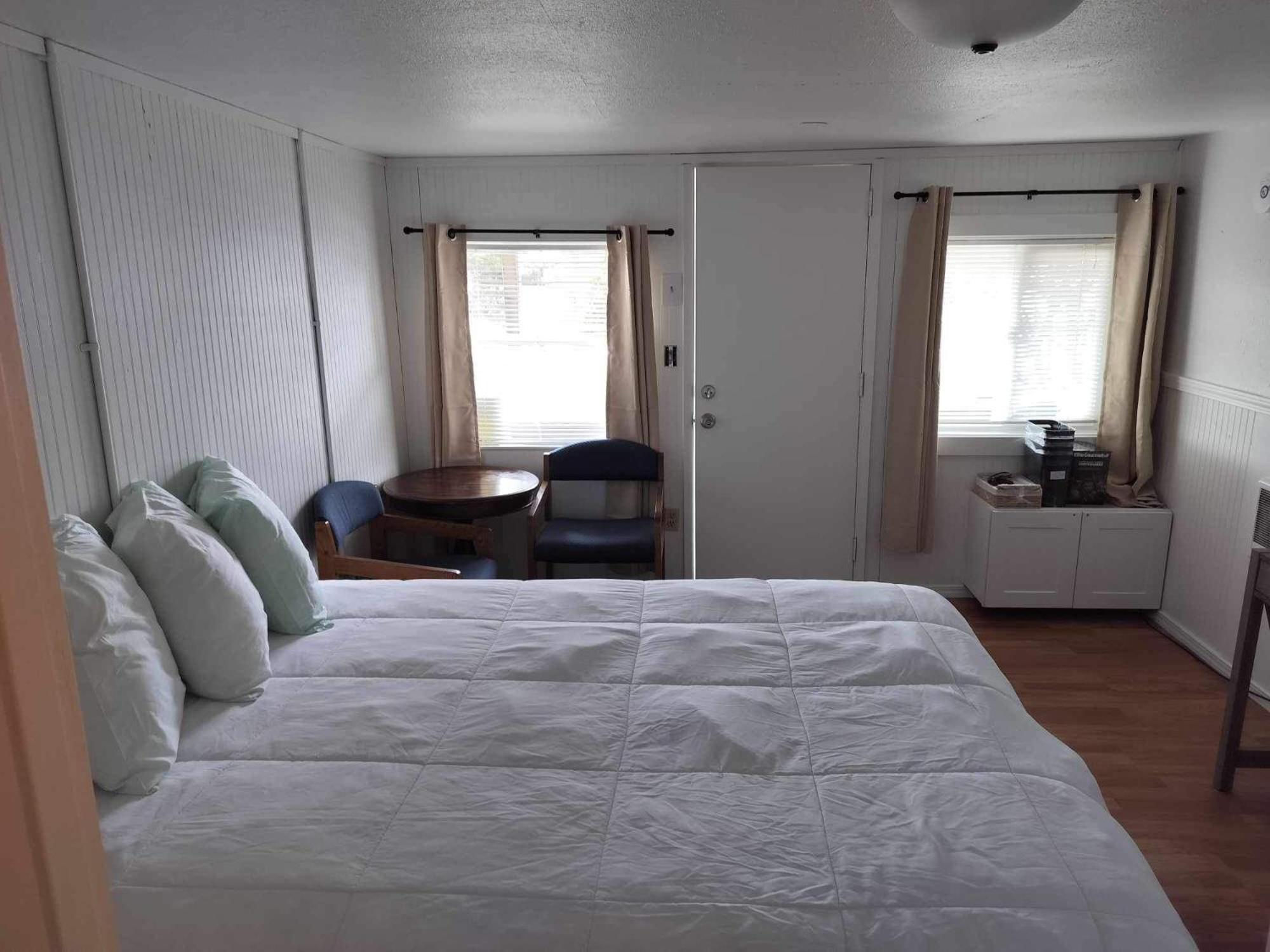 Oceanside Ocean Front Cabins Exterior photo